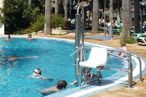 Silla de piscina discapacitados Zubir